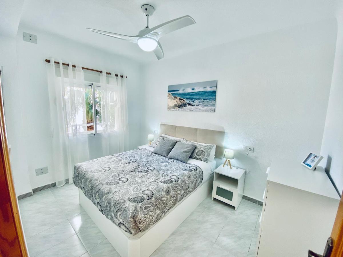 Amplio Apartamento Con Vistas Al Mar, Parking Y Wifi Alicante Exterior photo