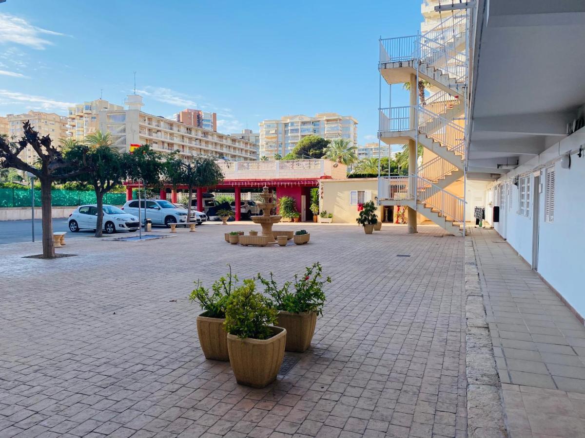 Amplio Apartamento Con Vistas Al Mar, Parking Y Wifi Alicante Exterior photo